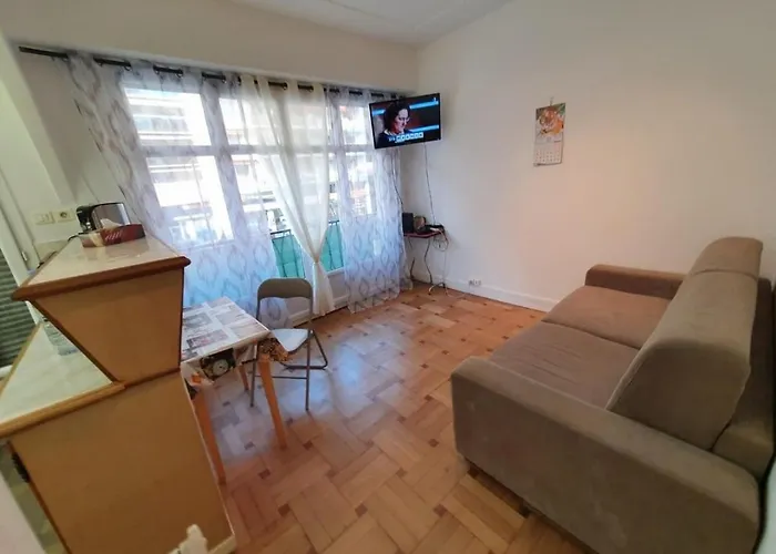 Charming Studio In Centre Of Nice 50 M From Sea
